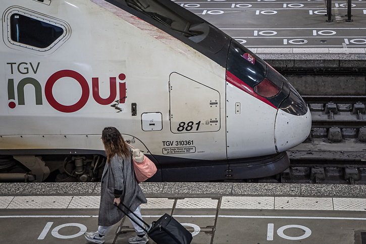 La circulation des TGV sur les axes Atlantique, Nord et Est sera "très perturbée", à quelques heures de la cérémonie d'ouverture des JO, a indiqué la SNCF. © KEYSTONE/EPA/CHRISTOPHE PETIT TESSON