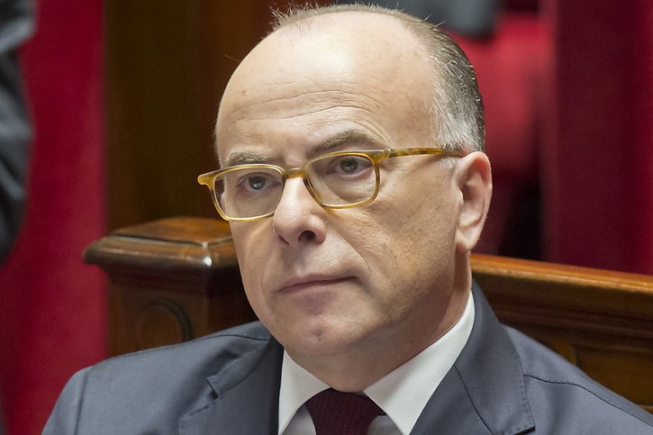 Bernard Cazeneuve est cité parmi les noms possibles pour Matignon. © KEYSTONE/AP/Michel Euler