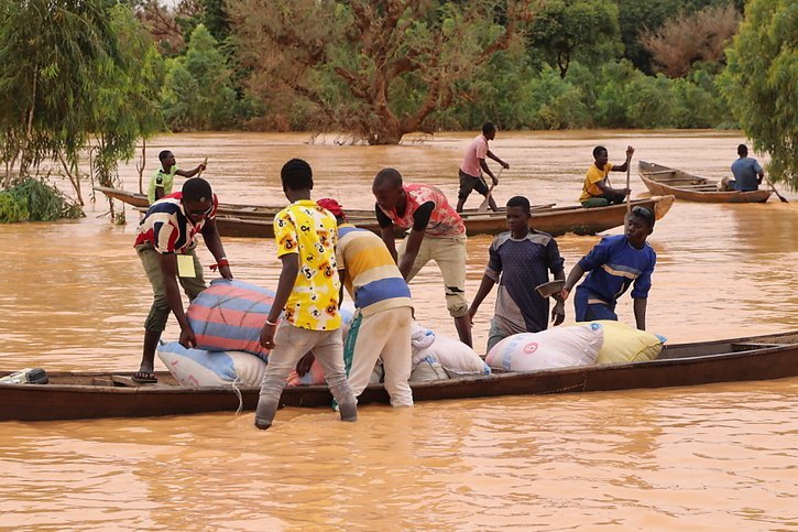 Le Niger, qui avait déjà été touché par des inondations en 2023, a à nouveau été confronté à une telle catastrophe cette année (archives). © KEYSTONE/EPA/ISSIFOU DJIBO